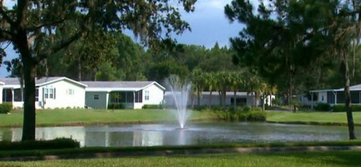 Homes across from fountain.